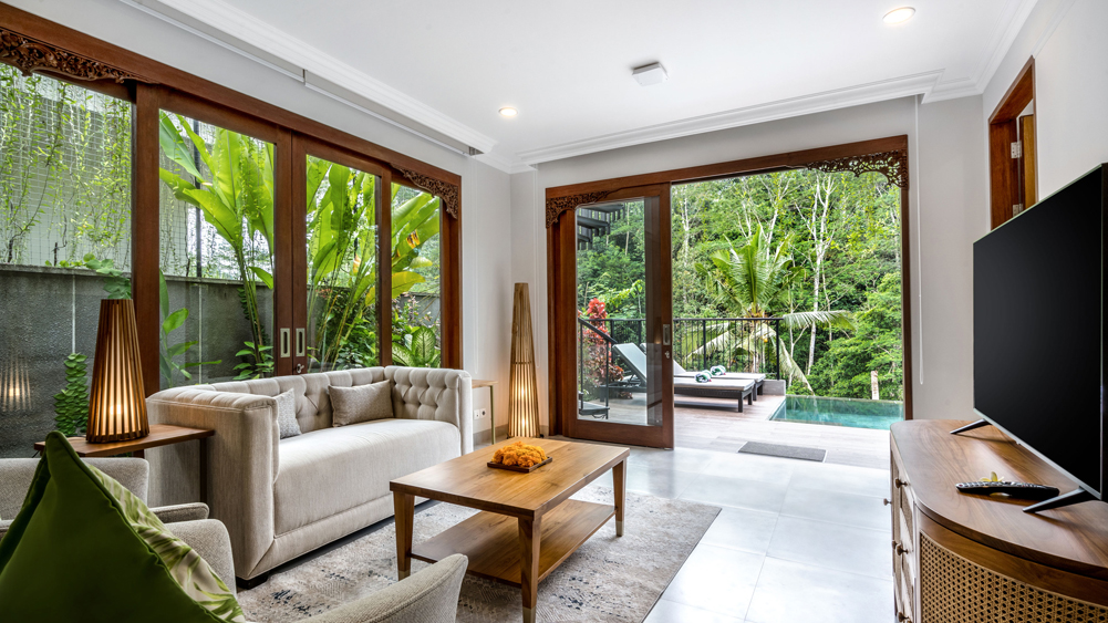 Pala Ubud - Villa Catur - Restful sala by the pool deck